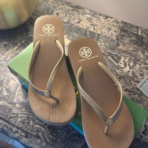 Tory Burch flip flop thong